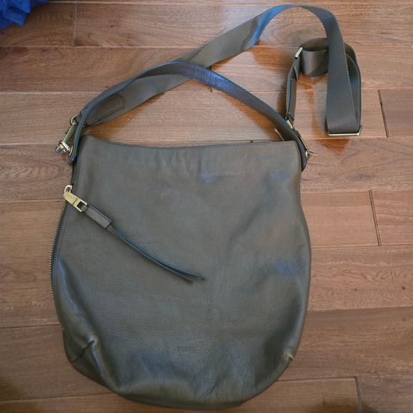 Fossil Handbags - Fossil Maya Large Hobo Crossbody Bag Olive Green Leather ZB7285 Classic Minimal